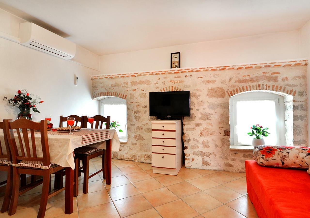 Old Town Vrsar, Apartments Danica & Zoran Εξωτερικό φωτογραφία