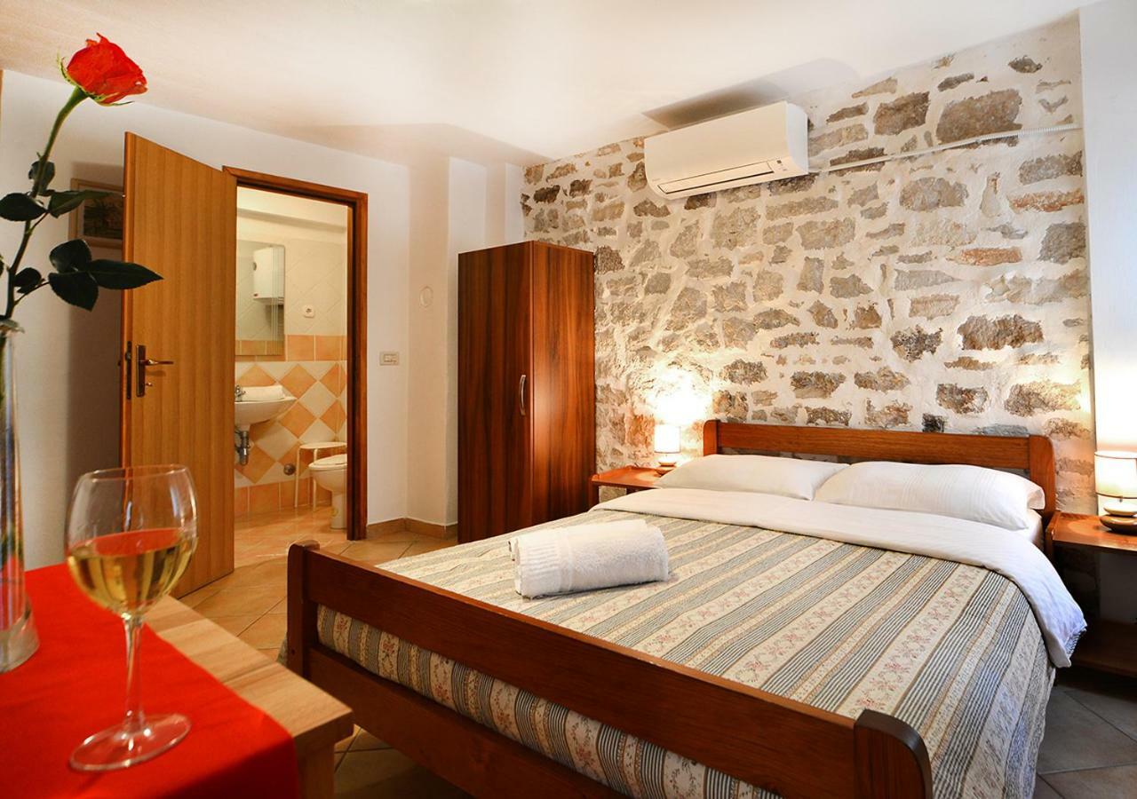 Old Town Vrsar, Apartments Danica & Zoran Εξωτερικό φωτογραφία